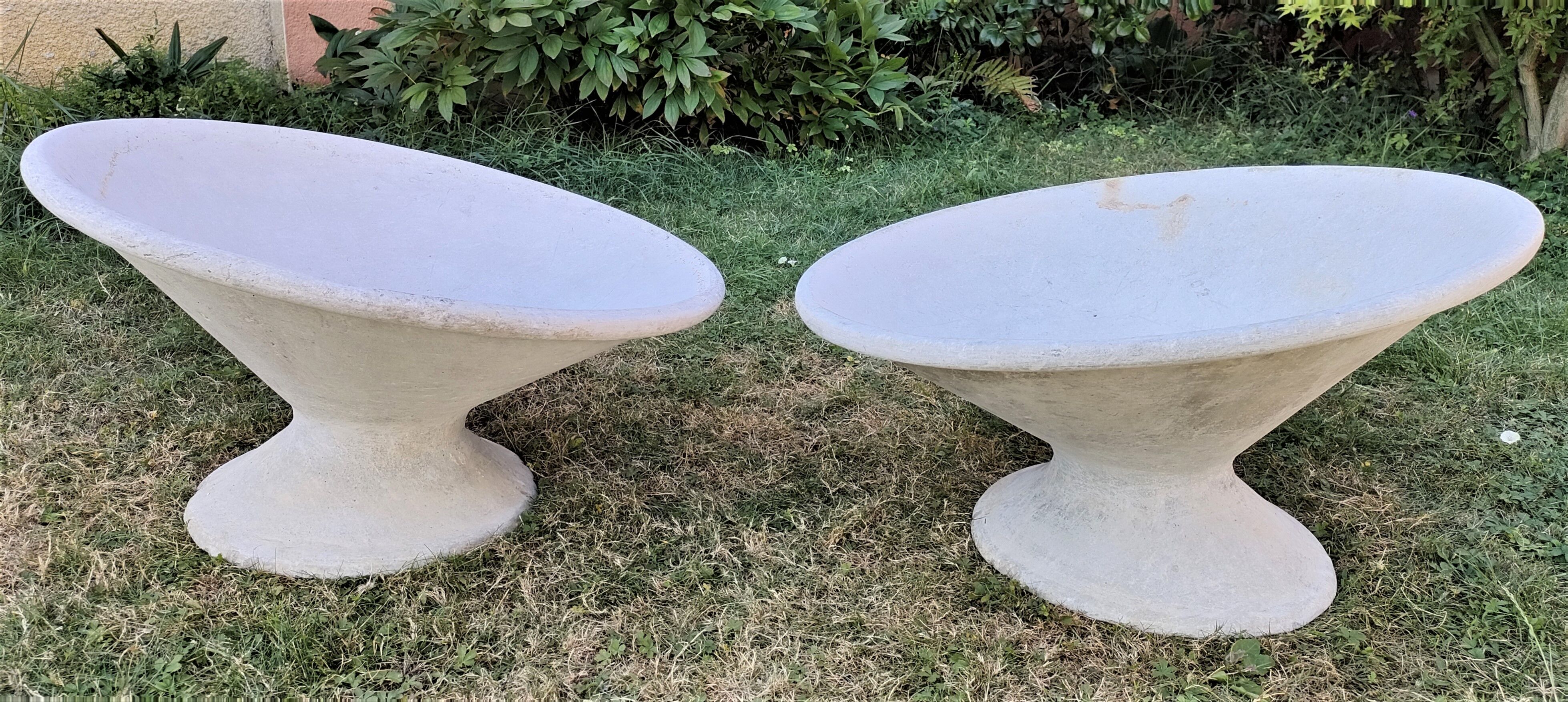 Fibre cement planter from the 1960s