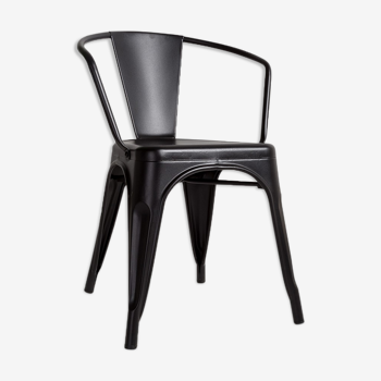 Fauteuil noir de salle à manger avec accourdoir en métal style Industriel