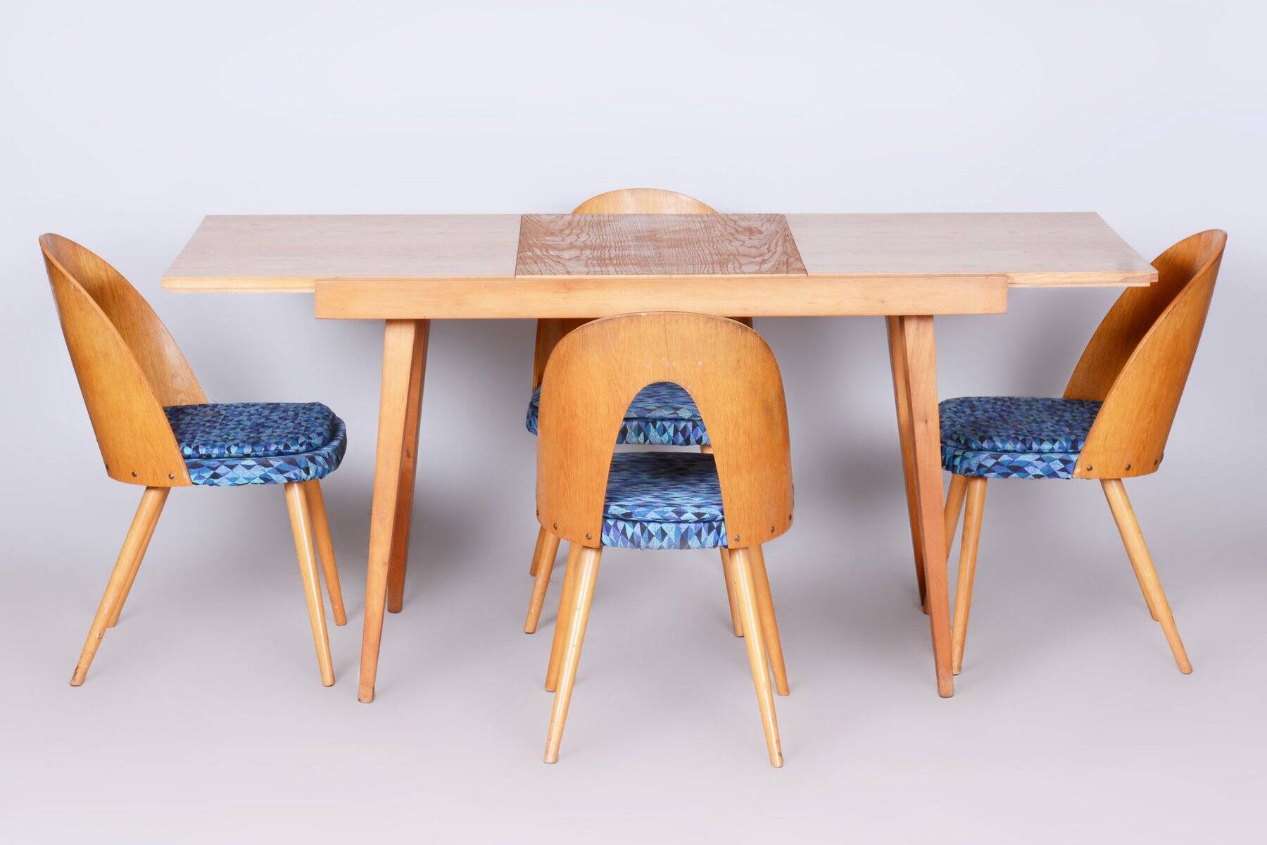 Mid-Century Czech Extendable Table in Beech and Ash attributed to Tatra Pravenec, 1950s