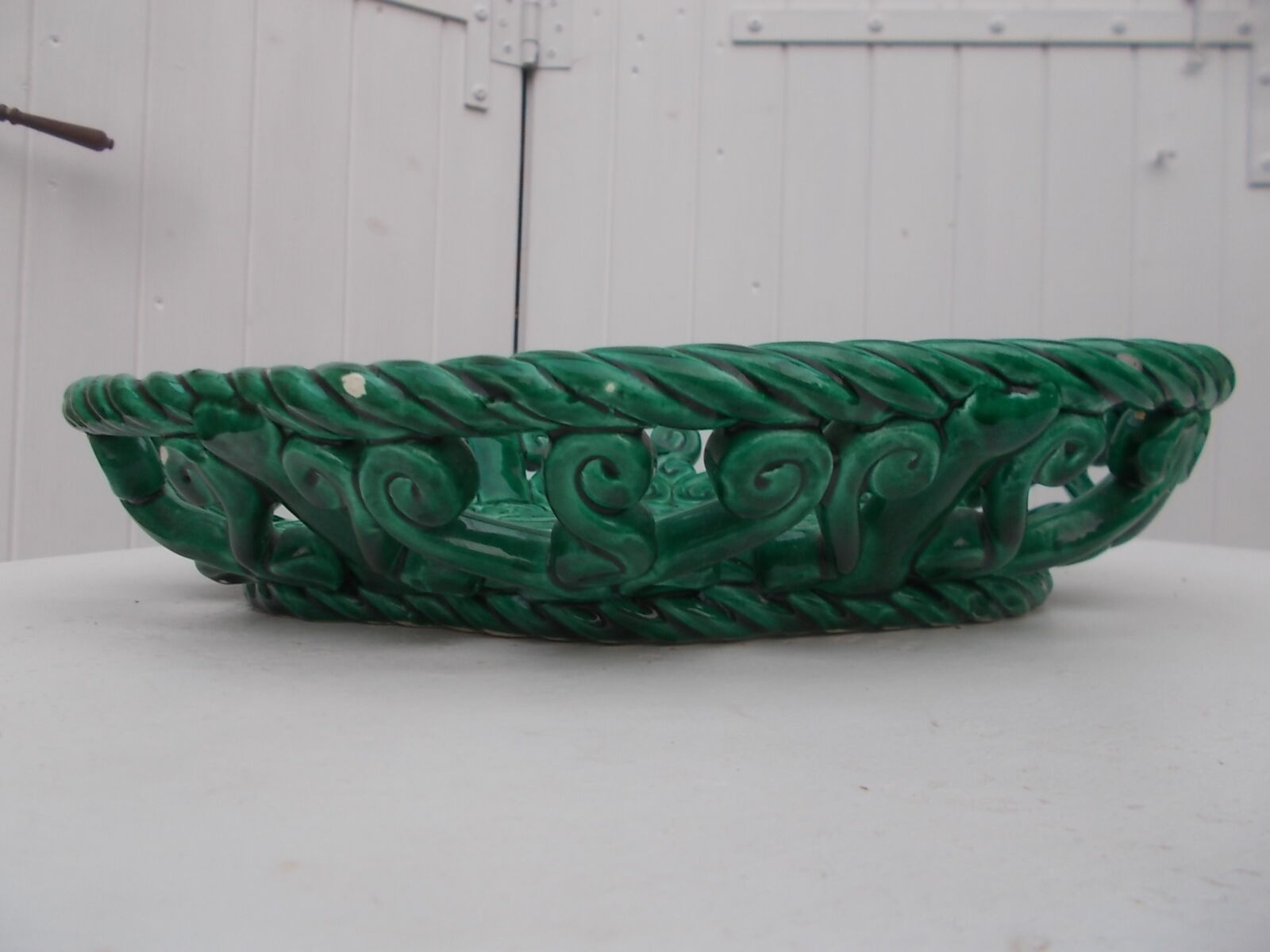 Braided ceramic fruit cup