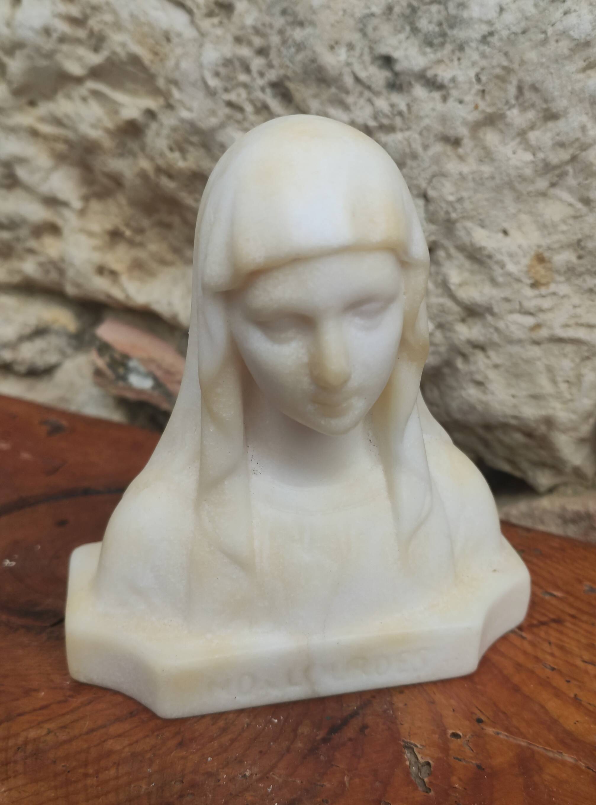 Buste religieux