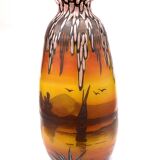 Vase Art Déco en verre peint et émaillé, signé Clio, circa 1920