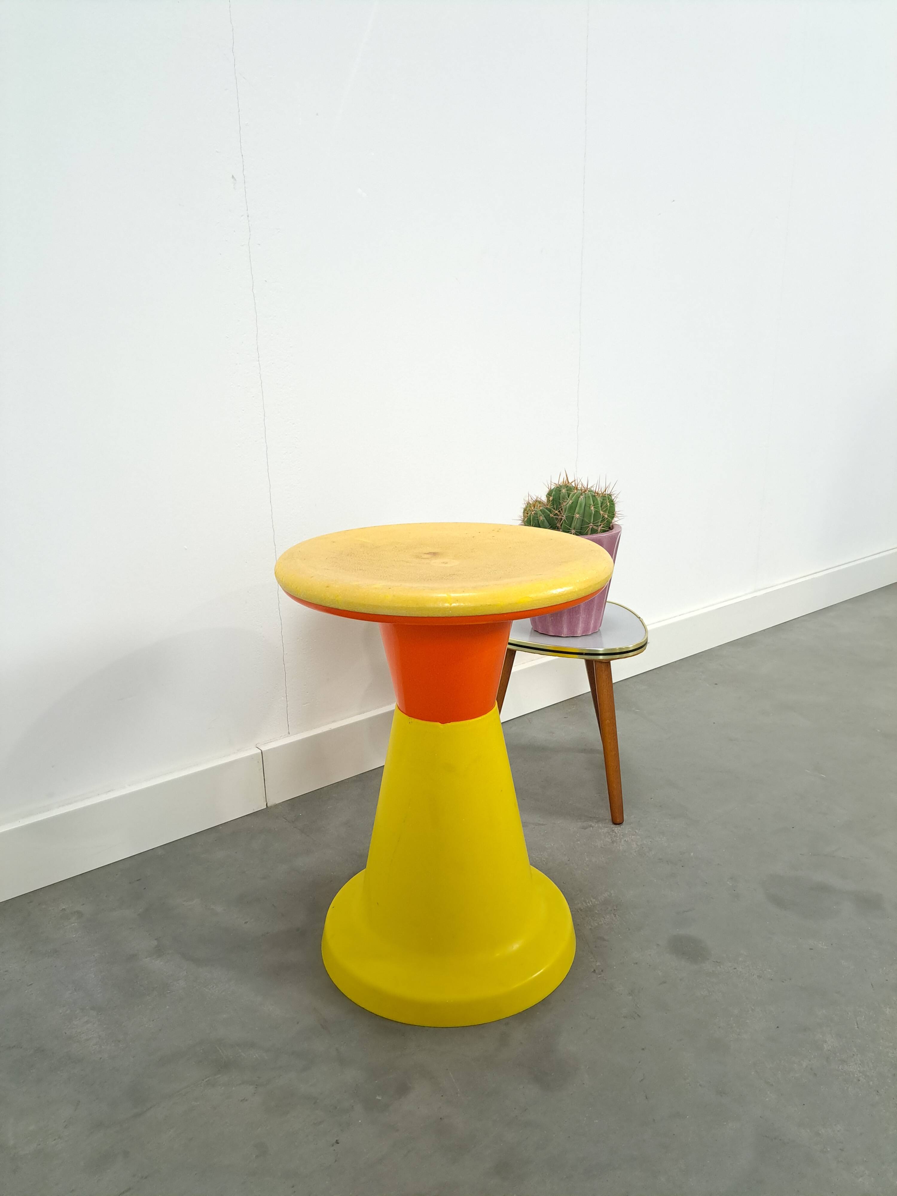 Tabouret en plastique de Suède Pat Pend vintage