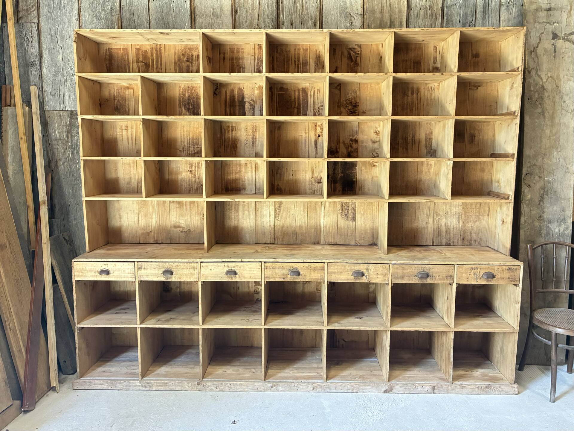 XXL workshop furniture