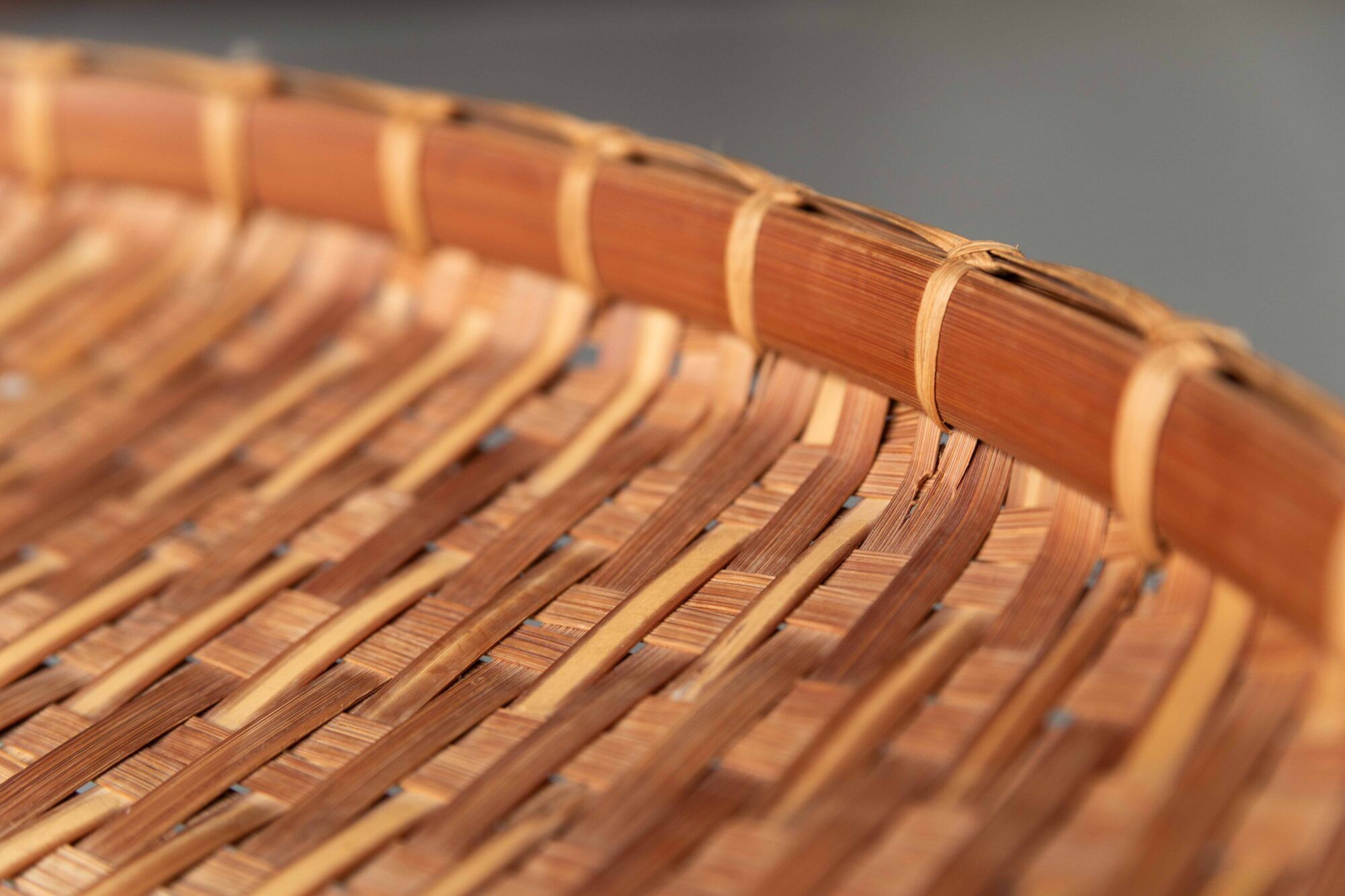 Rattan magazine basket, Netherlands, 1960s