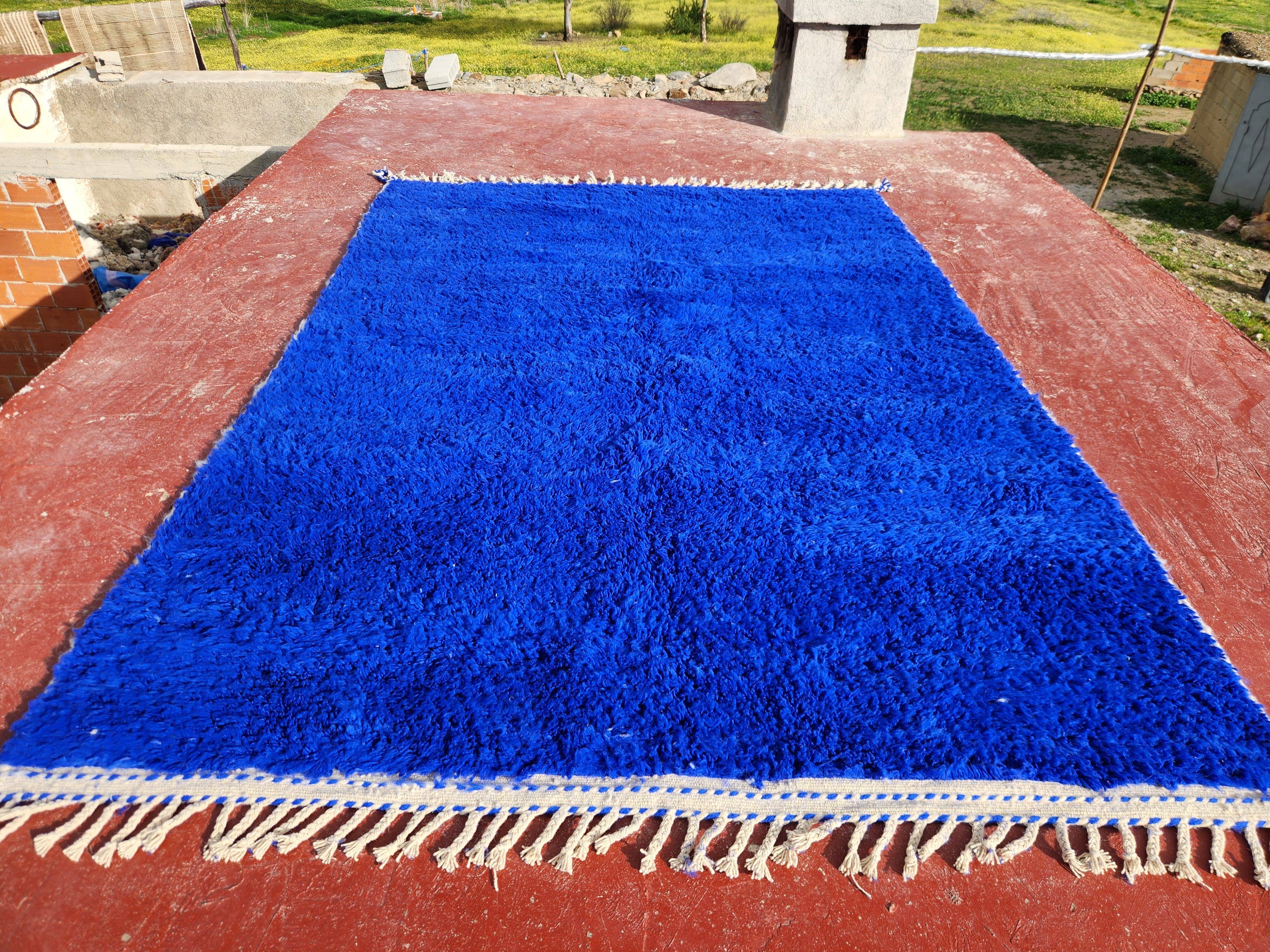 Large Beni Ouarain Berber rug in Majorelle blue, 300x200 cm – thick wool