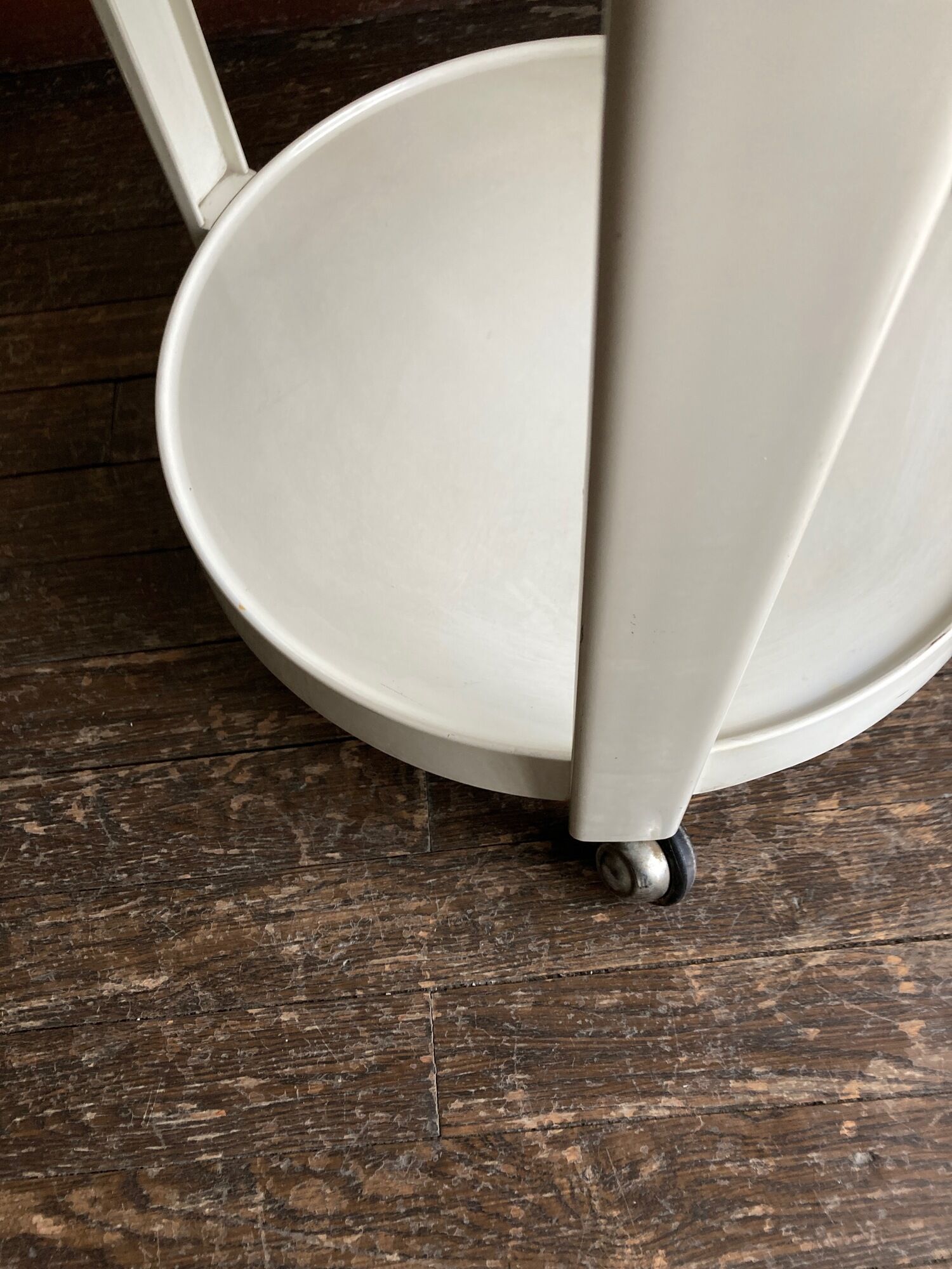 Italian design service Kastilla Design 1970