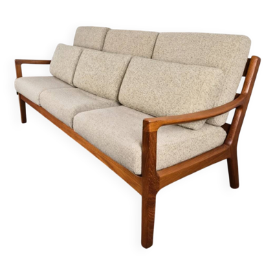 Canapé trois places en teck et laine modèle Senator par Ole Wanscher pour P. Jeppensen Møbelfabrik, Danemark, 1960.