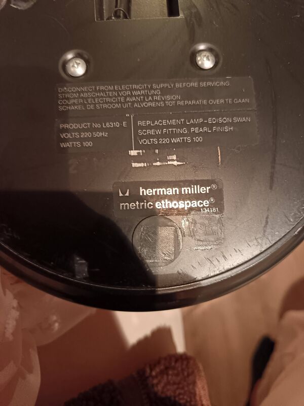 Lampe vintage design bureau Herman Miller Metric ethospace