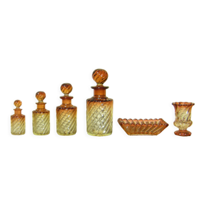 Garniture de toilette en cristal