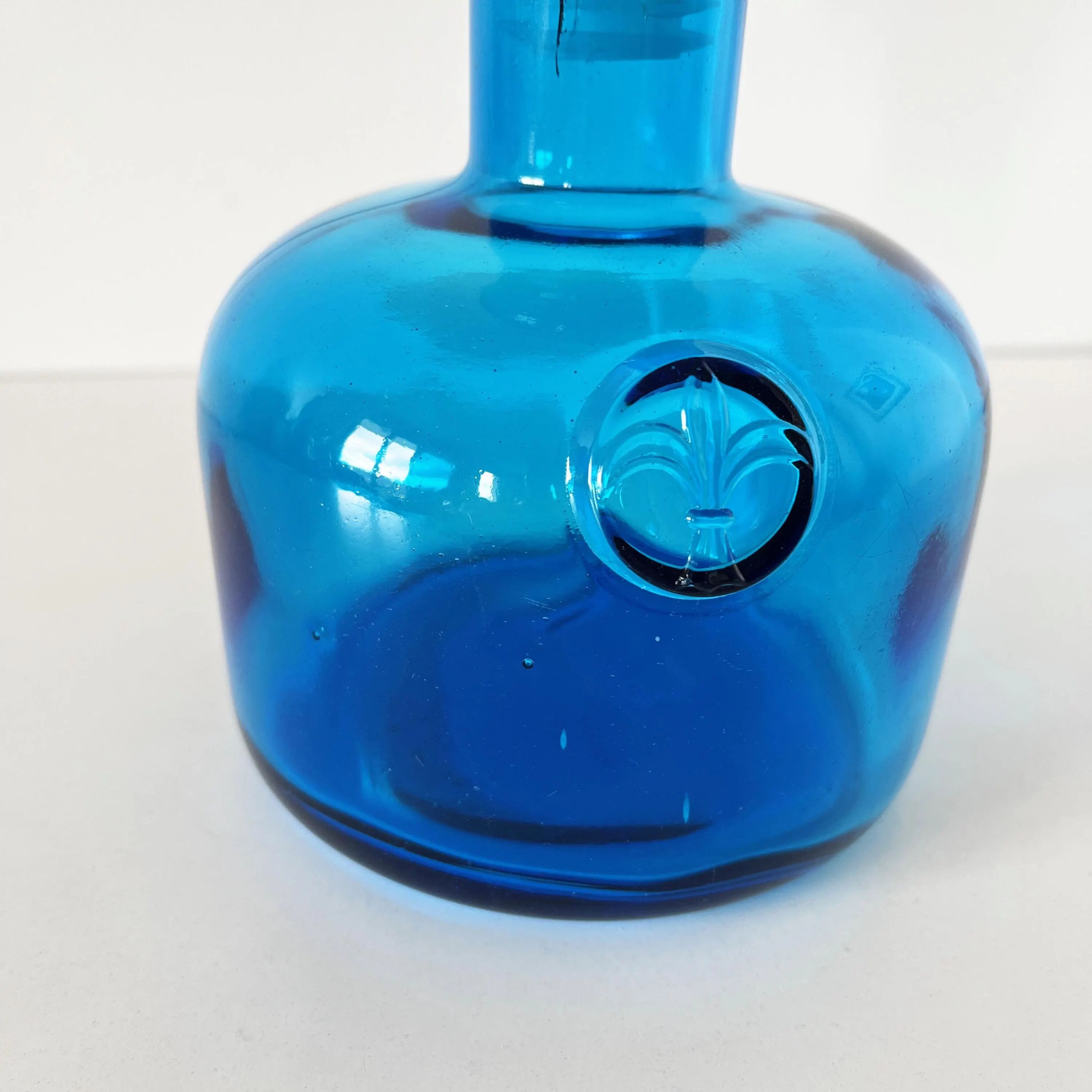 Bottle - Italian carafe Empoli blue fleur de lys 1960
