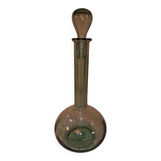 Glass carafe with stopper