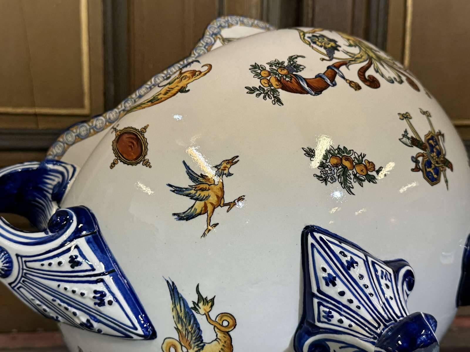 Gien earthenware cache pot from the late 19th century with Renaissance decoration.