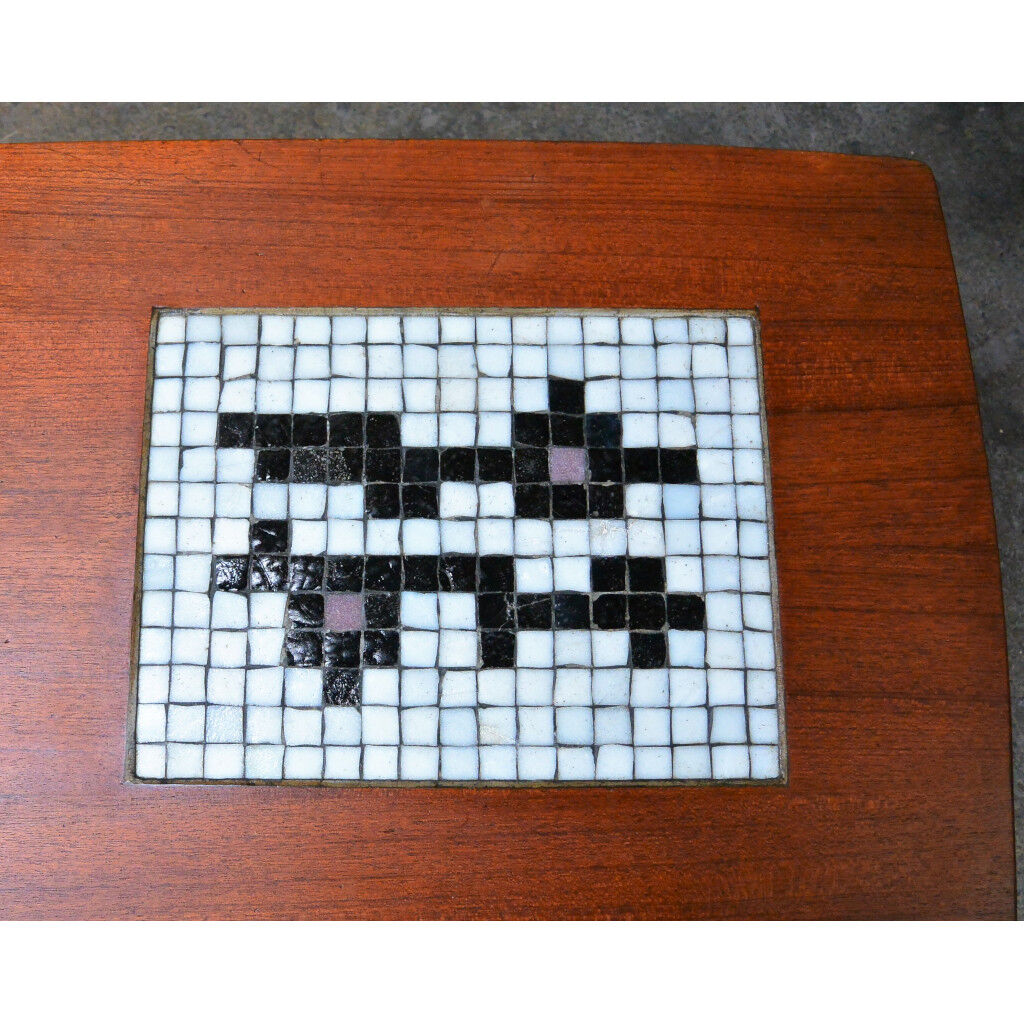 Louis van Teeffelen's coffee table No.16