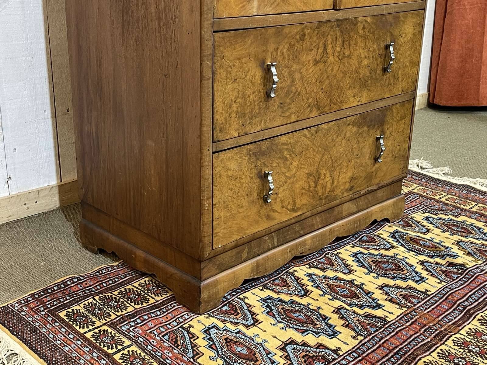 1950s English sideboard with drawers, Art Deco style, in walnut burl.