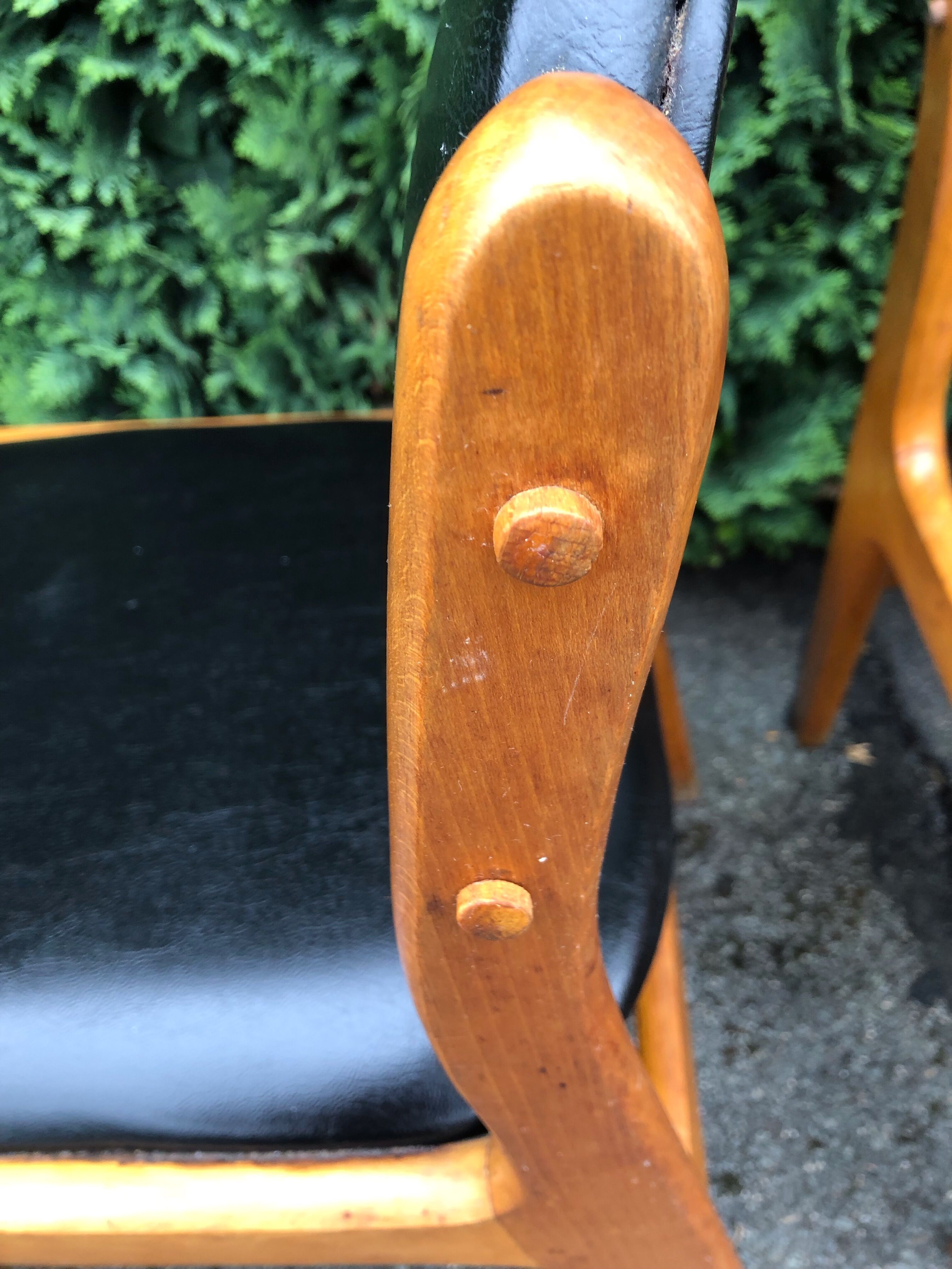 Scandinavian skay chairs and vintage blond wood 60s