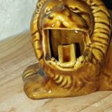 Ceramic lion – Vintage cigarette holder – 1950s–60s