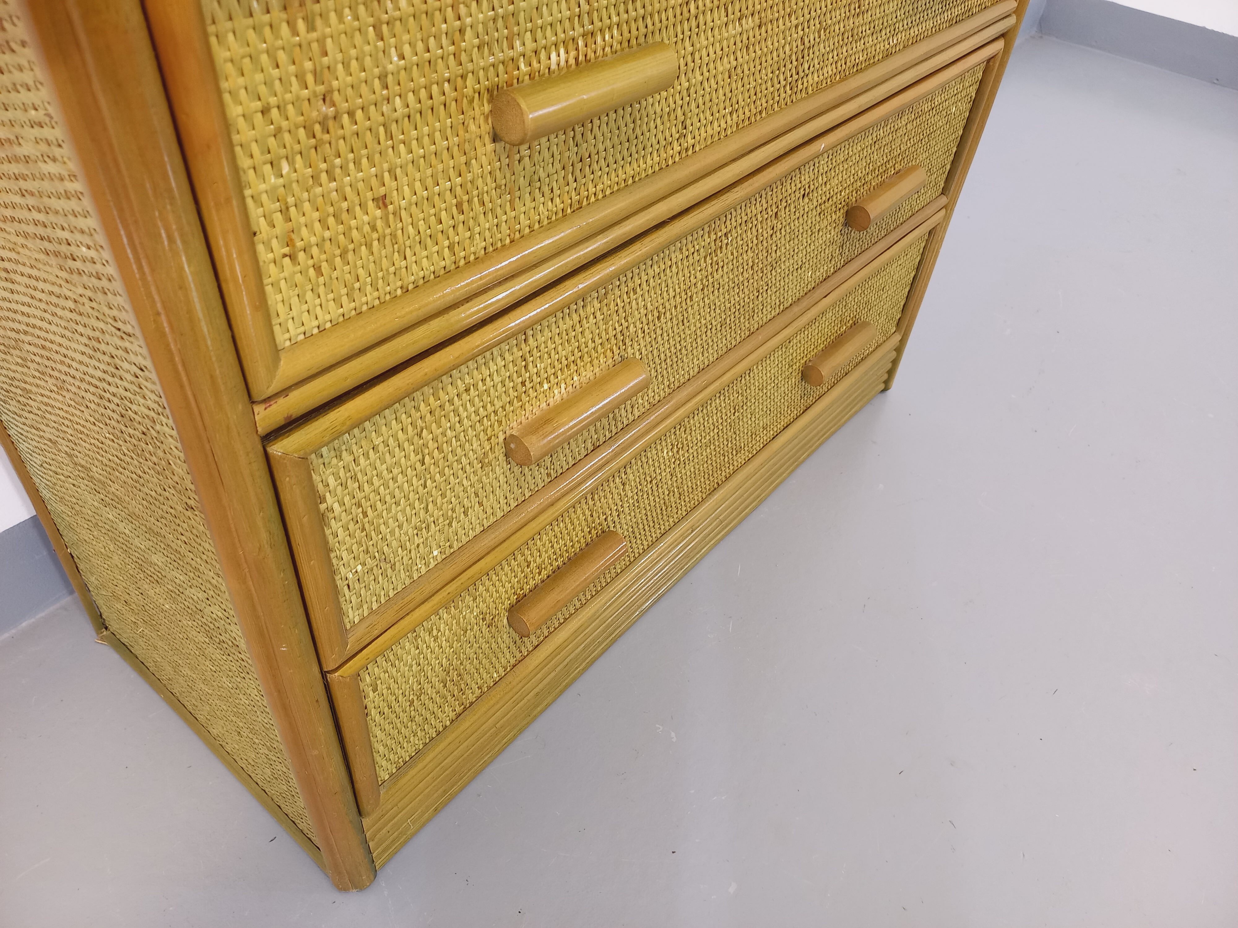 Vintage rattan and rattan chest of drawers from the 70s