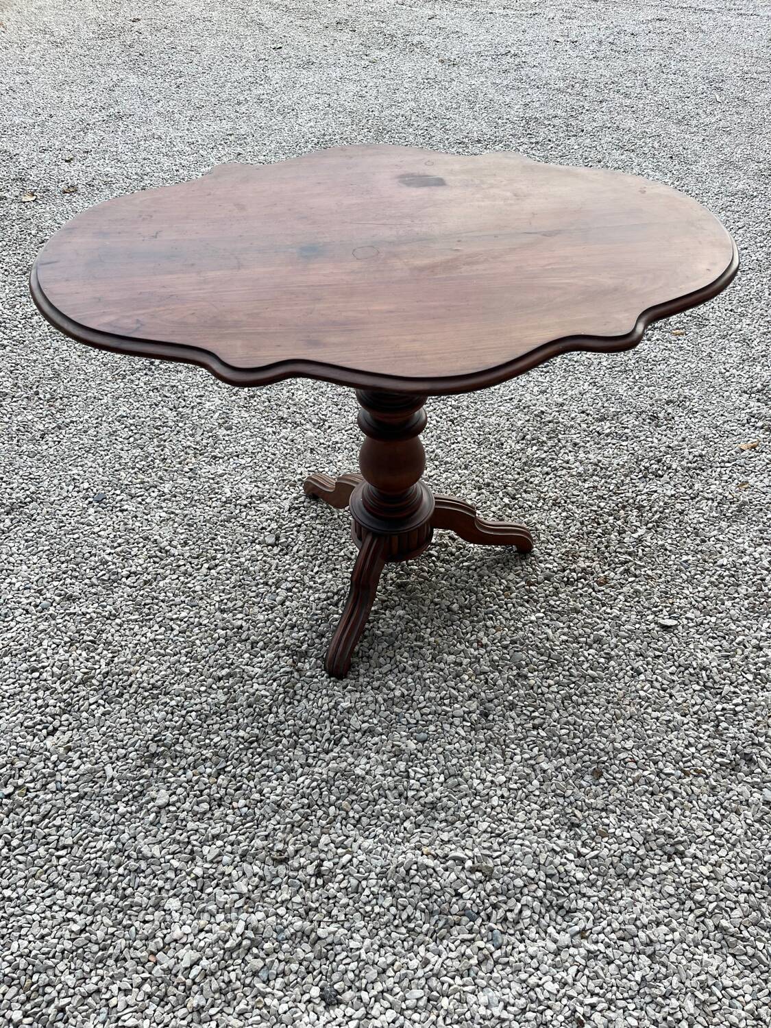 Table d’appoint plateau pliable 1930/40