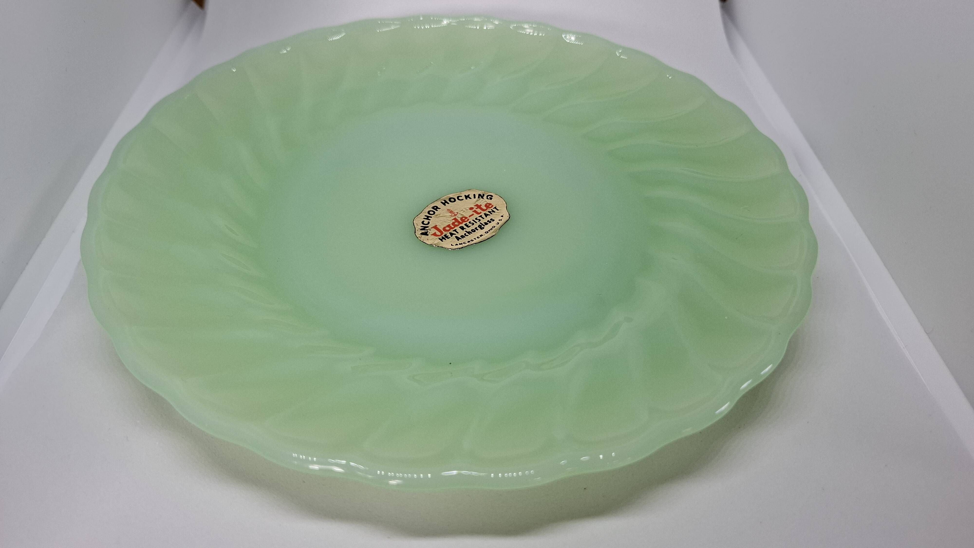 Vintage Fire-King Jadeite Swirl/Shell Coffee Set – 6 Pcs (Original Label)