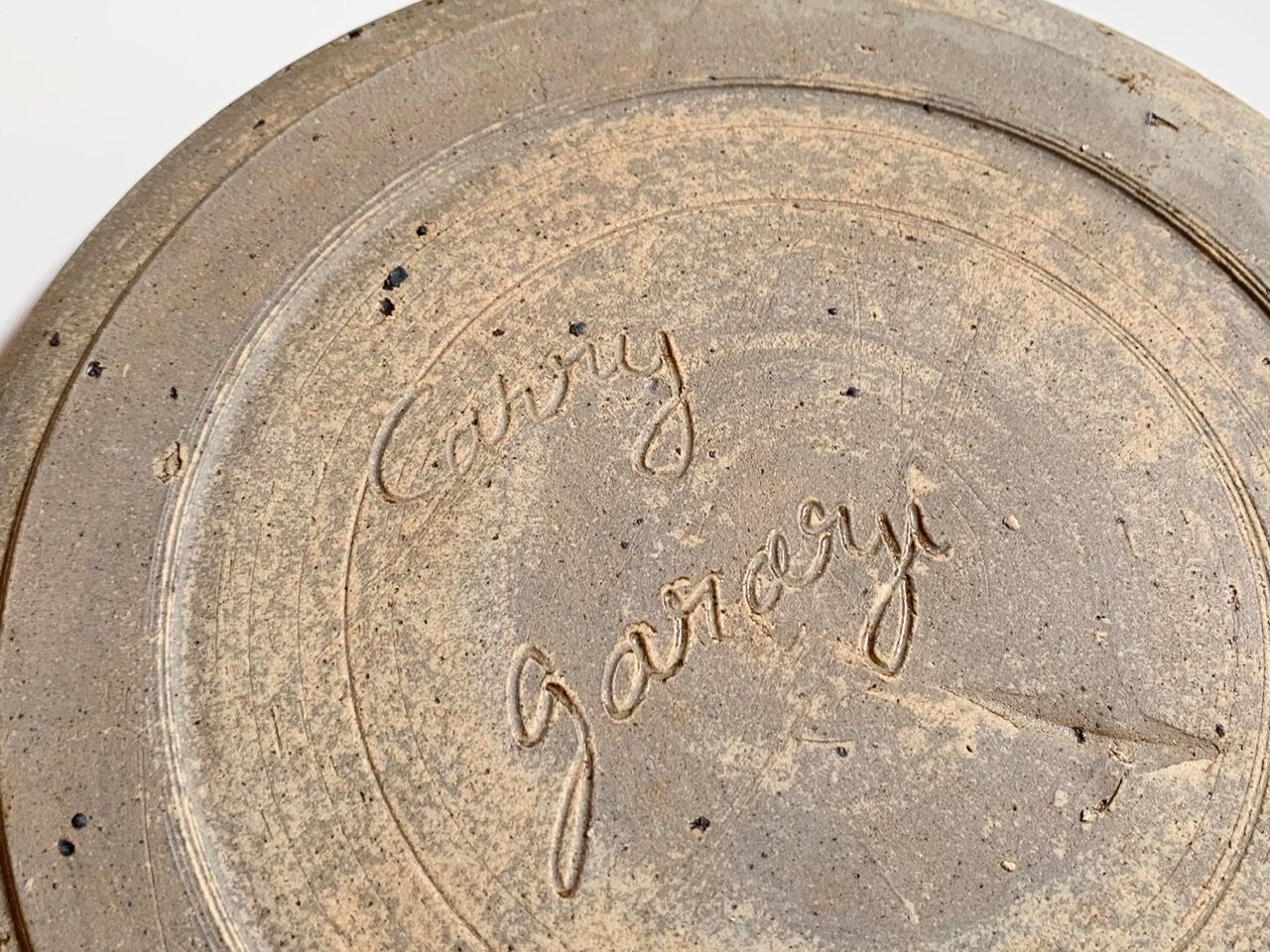 Six sandstone plates, 60s