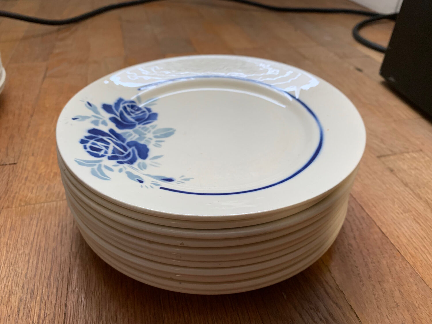 Vintage dessert plate(s)