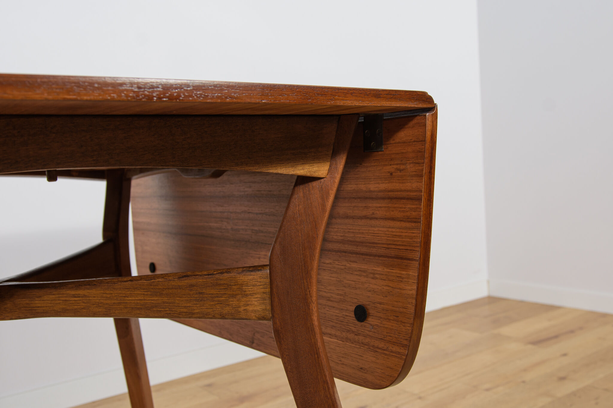Mid-Century Butterfly Dining Table from G-Plan, United Kingdom, 1950s