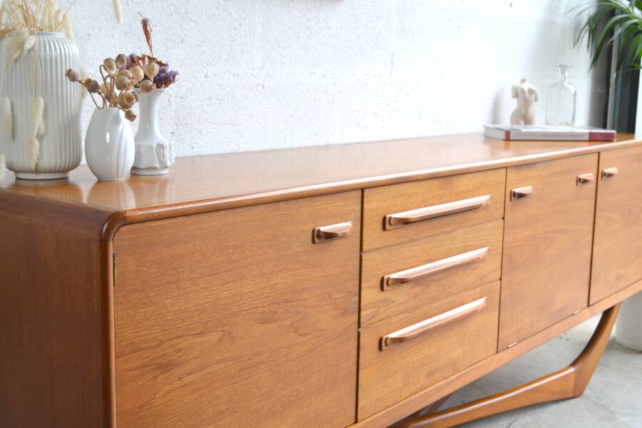 Scottish Sideboard by Beithcraft * 205 cm
