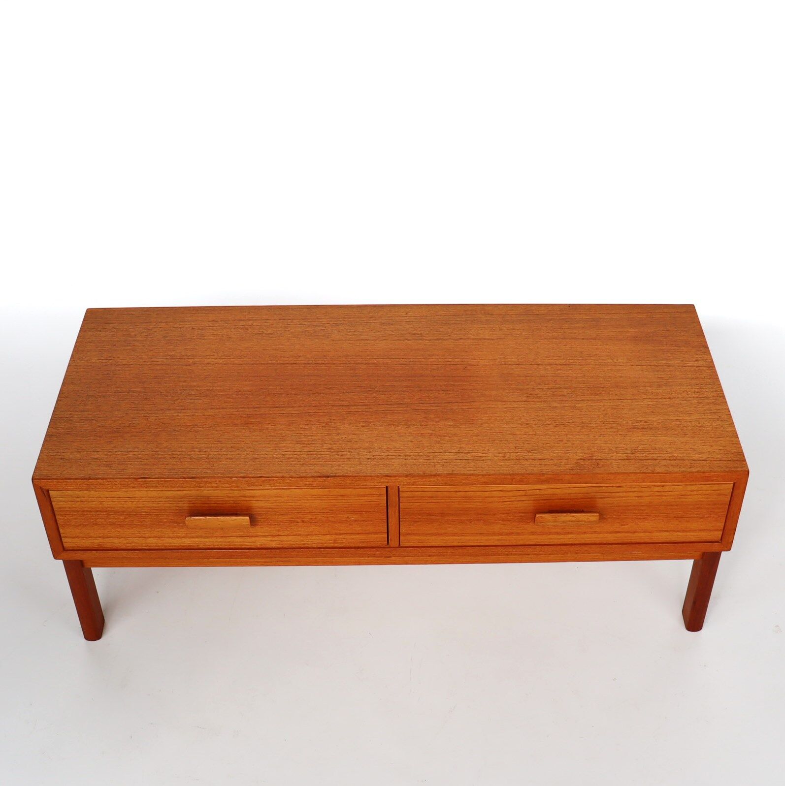Commode basse scandinave