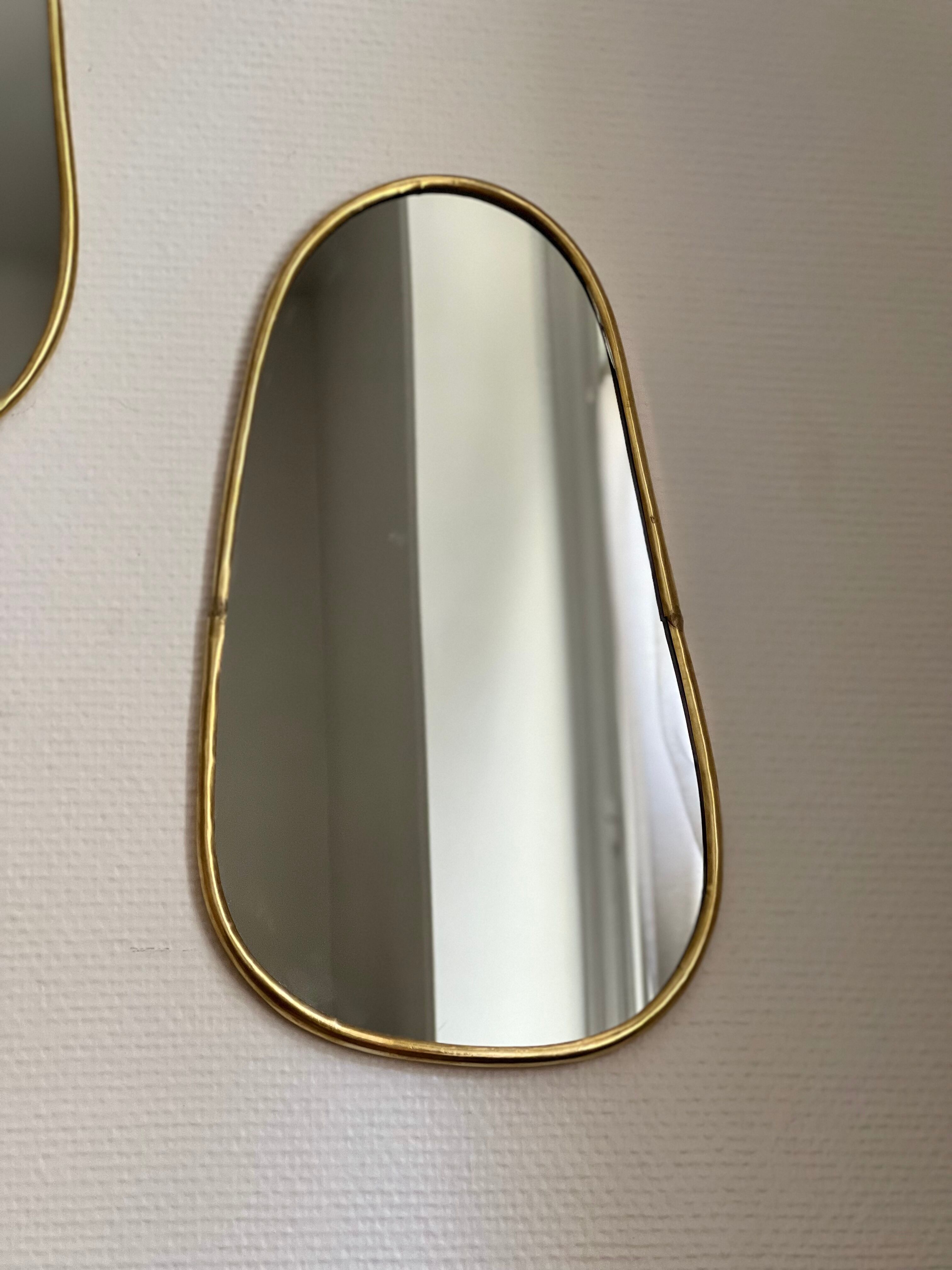 Mirror organic egg golden brass 36x20cm