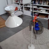 Jumo diabolo lamppost