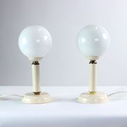 Paire de lampes en verre opalin, Tchécoslovaquie années 1970