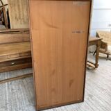Mahey bookcase in elm and XXL brass