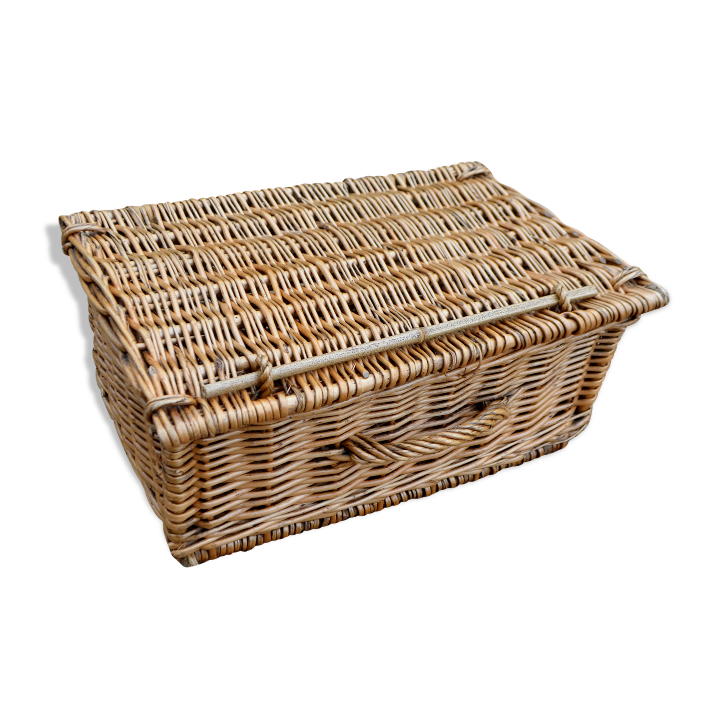 Wicker basket