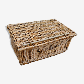 Wicker basket