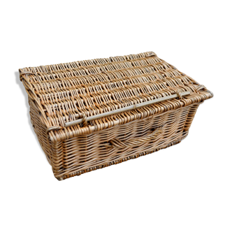 Wicker basket