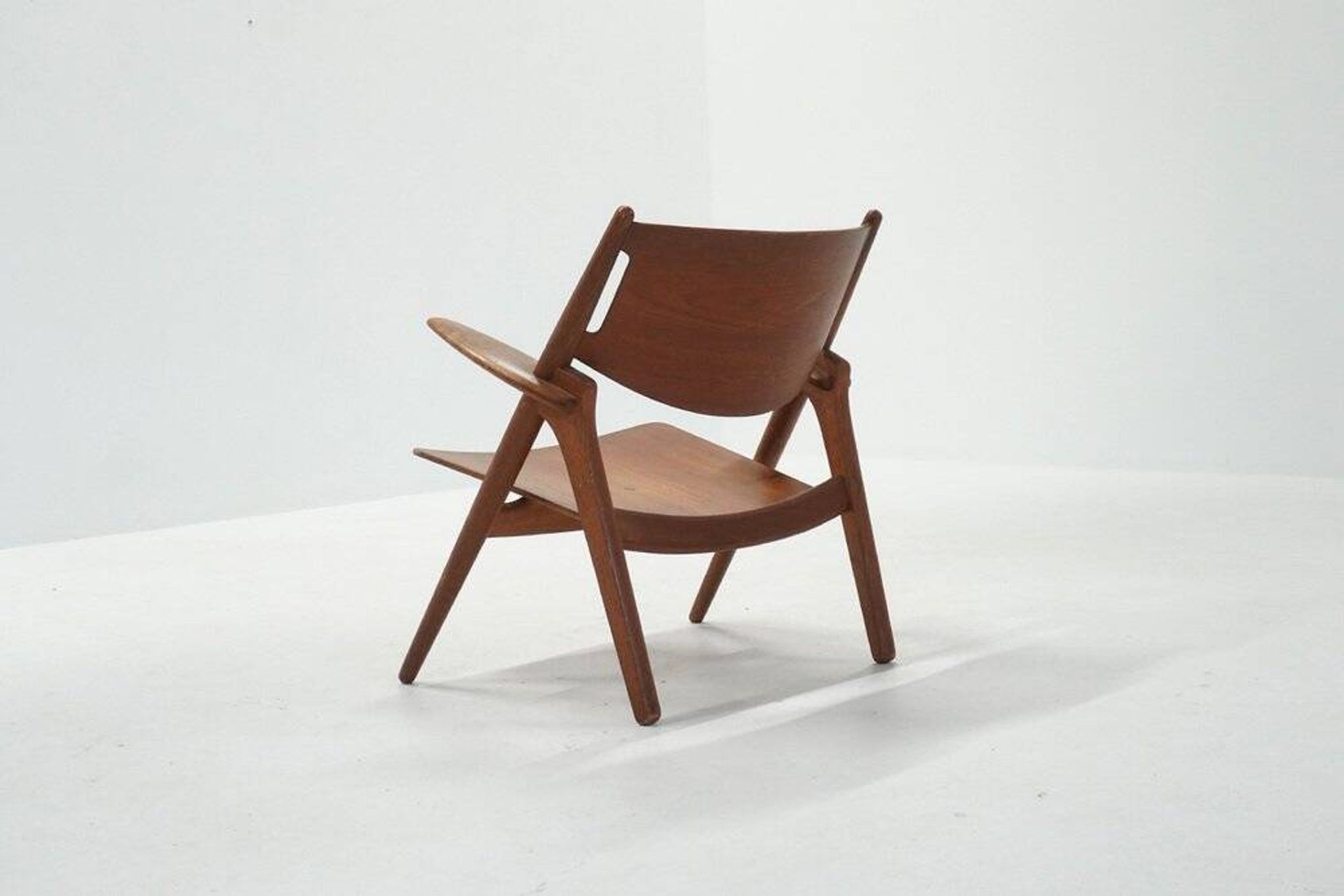 CH28 Sawbuck Lounge Chair by Hans J. Wegner for Carl Hansen, 1960s
