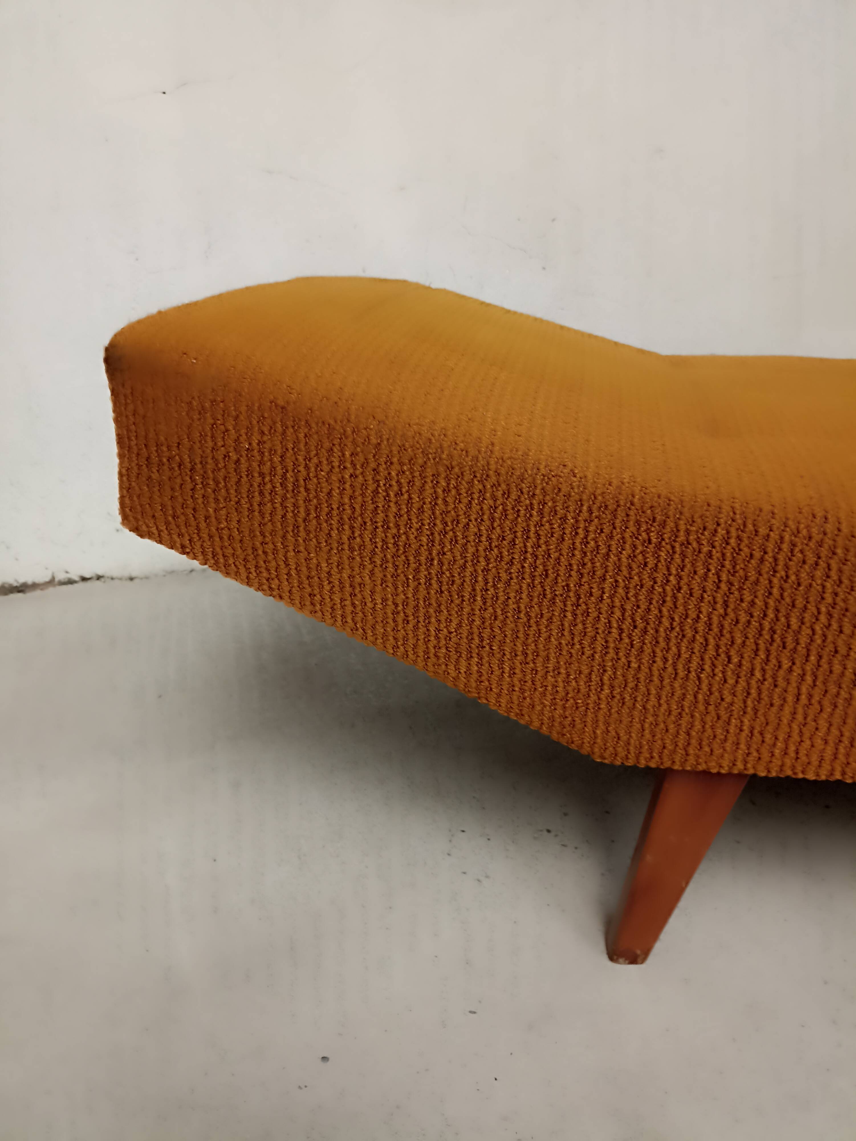 Vintage chaise longue daybed