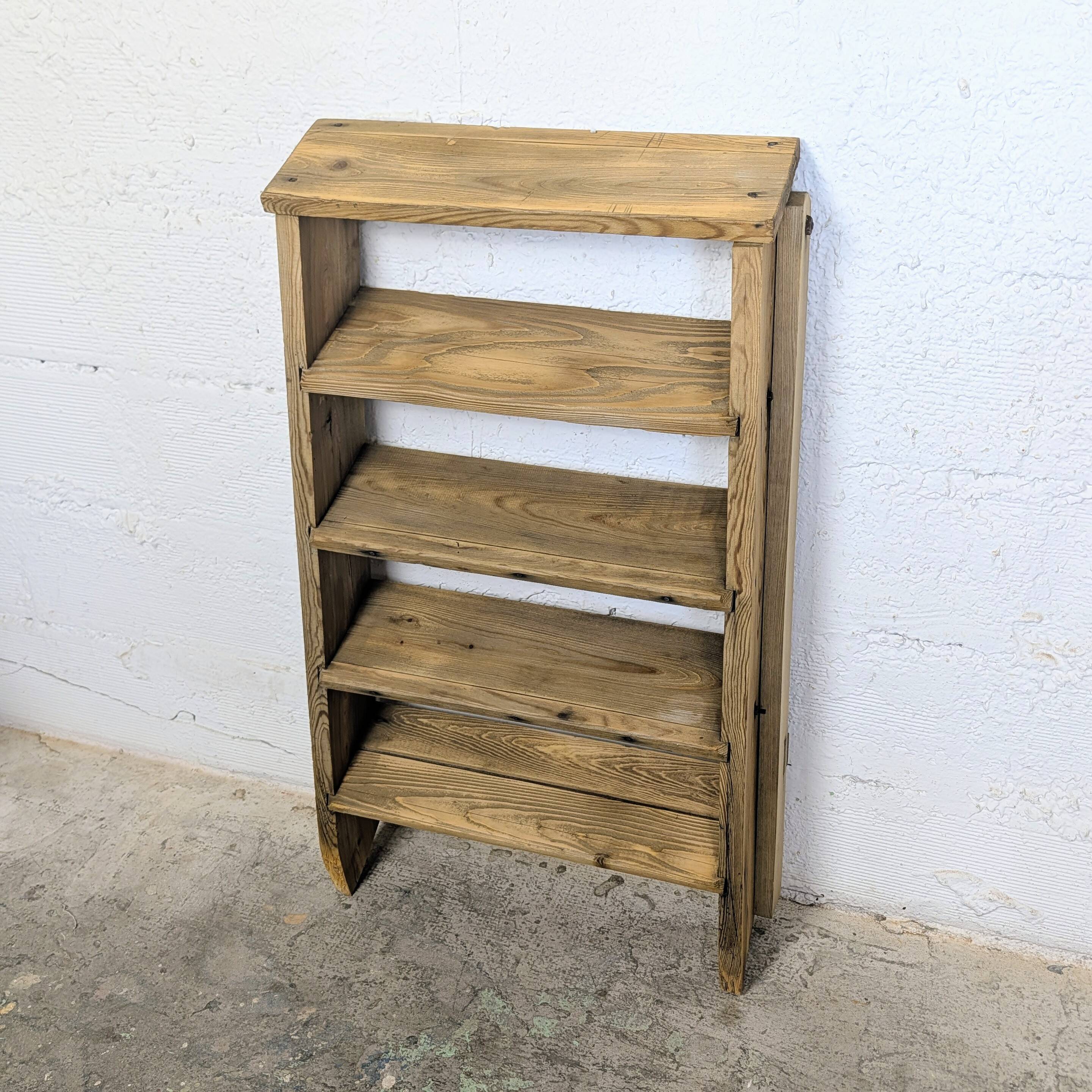 Escabeau vintage en bois massif