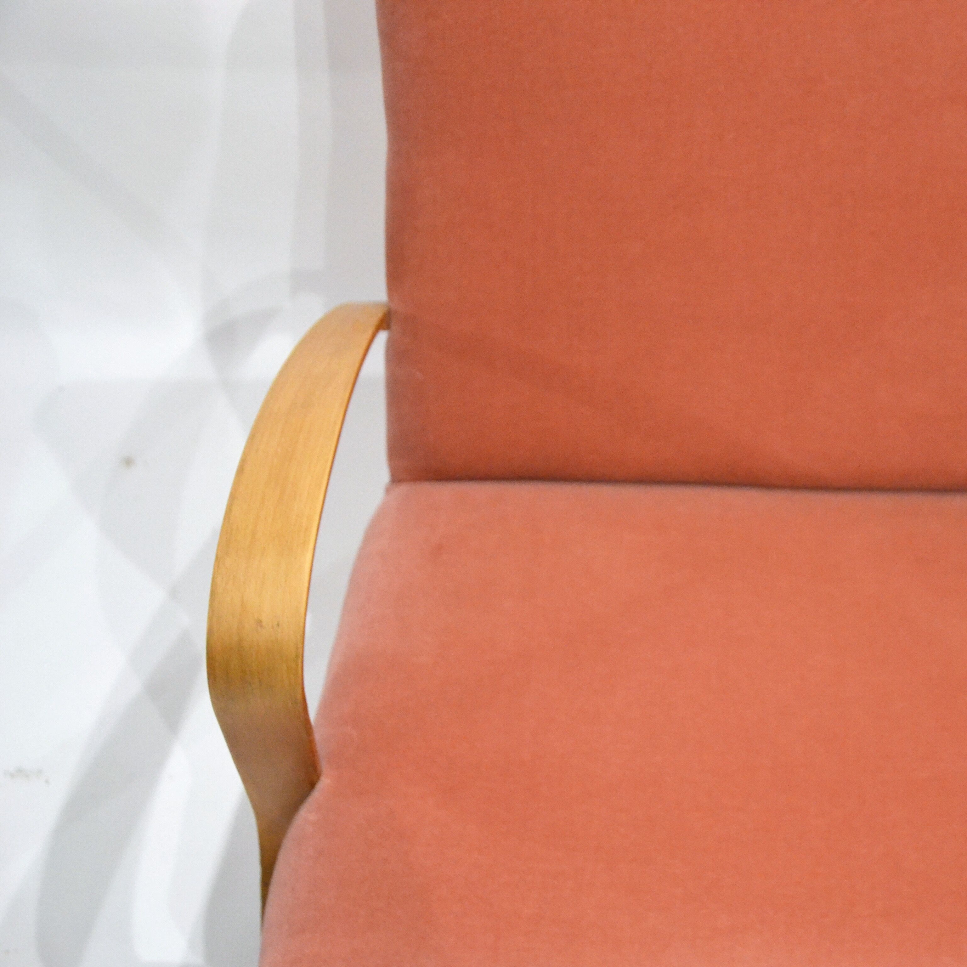 Fauteuil retapissé velours rose