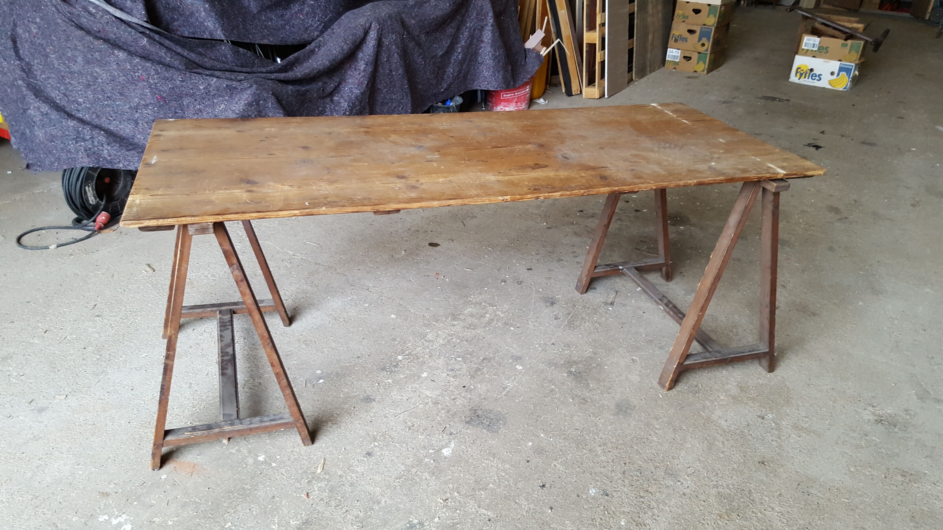 Table tray wood on trestles 188 - 79 cm