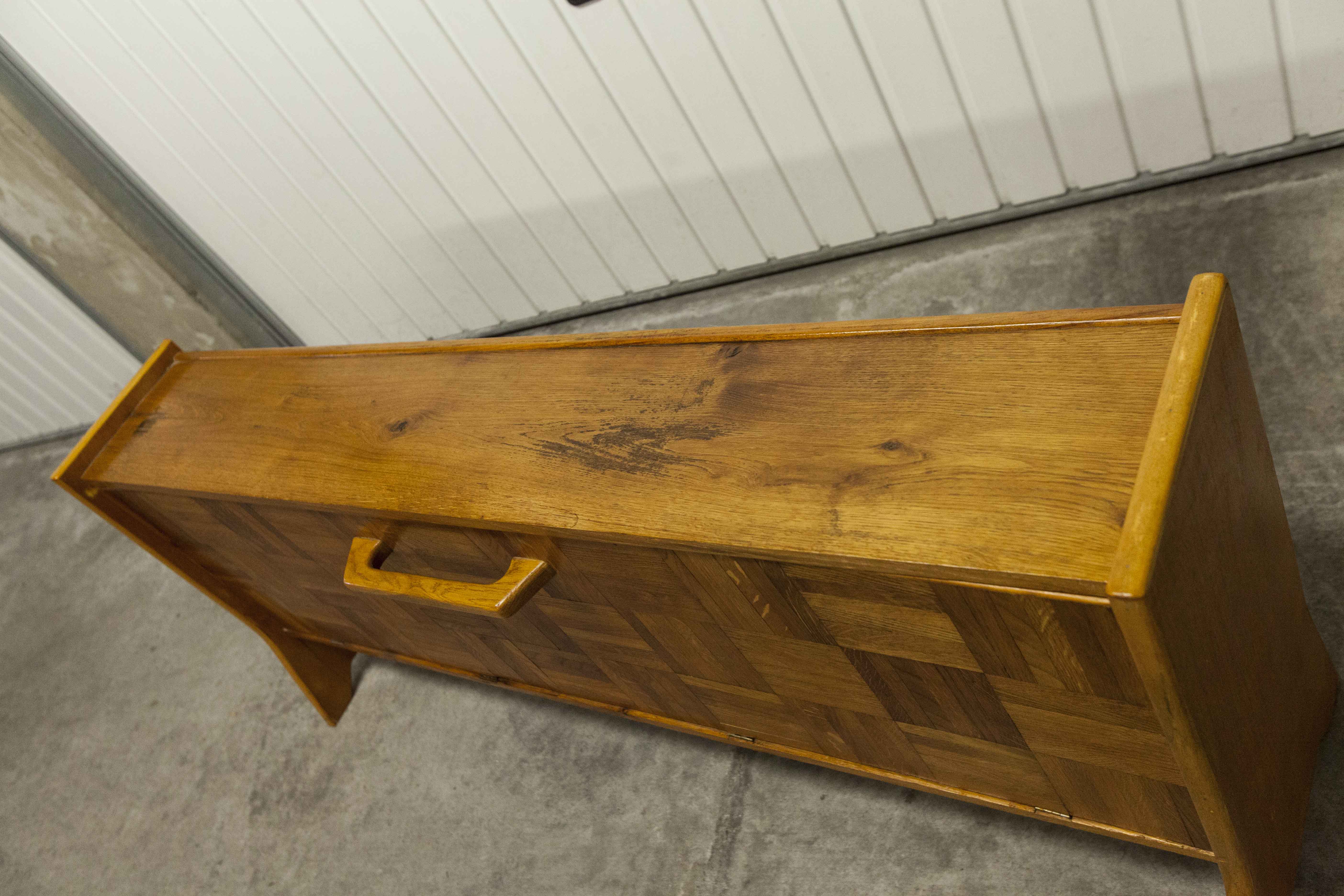 Meuble bar artisanal en bois et céramique orange 1970