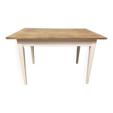 Farm table
