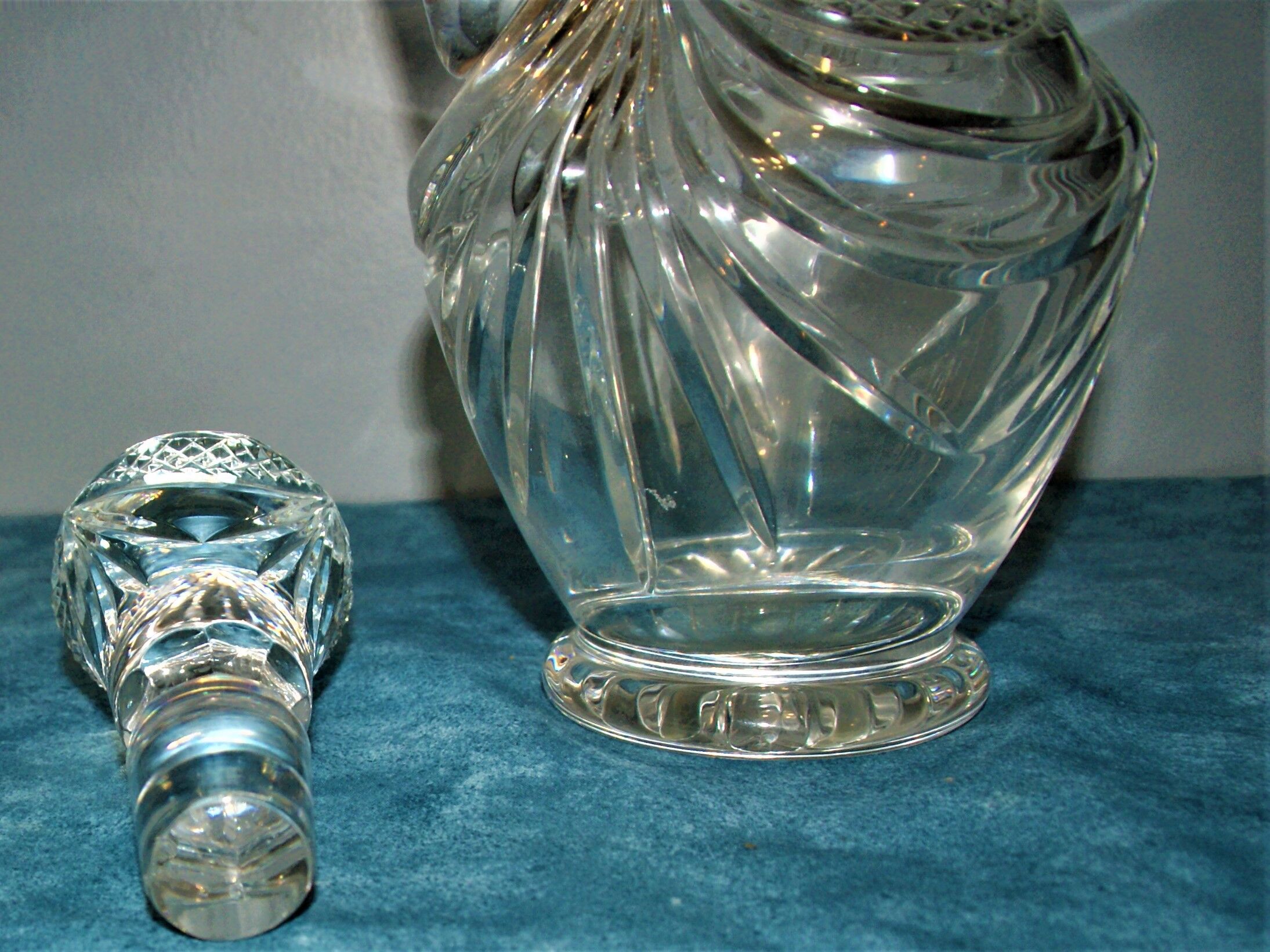 Carafe ewer for wine or water crystal cross of lorraine