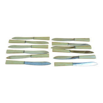 12 art deco knives bakelite handle