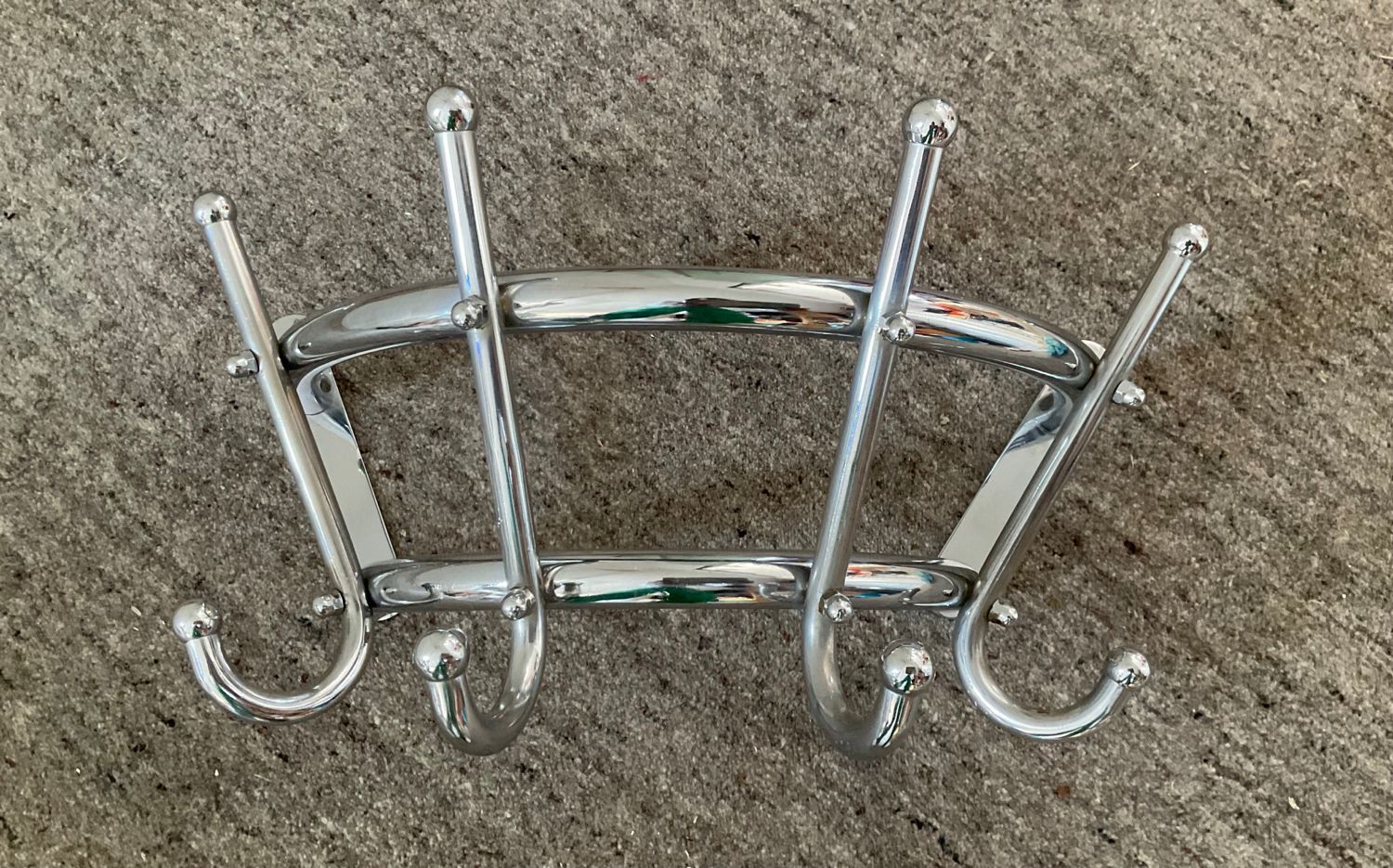 Circular chromed metal coat rack from the 50s-60s