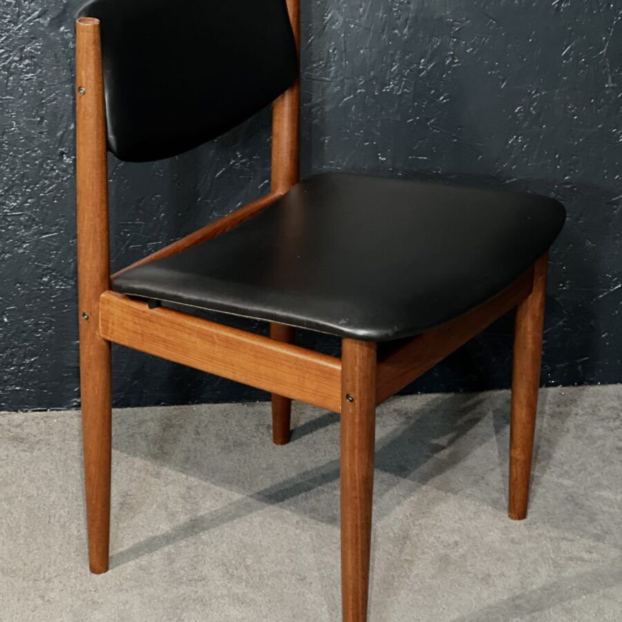 Set of 4 chairs France & Son model 197