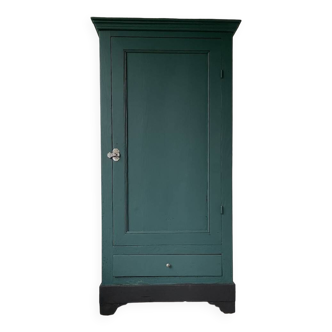 Armoire bonnetière verte