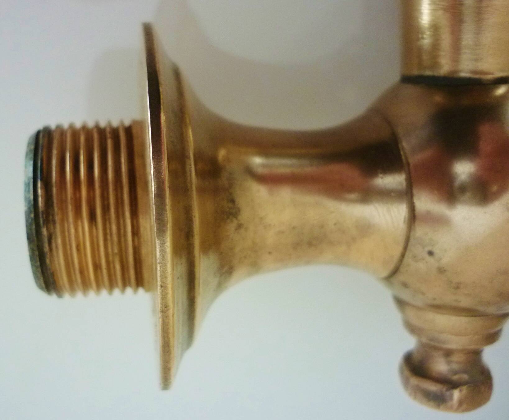 Old fountain tap for garden in brass, 4 parts