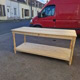Cloth table